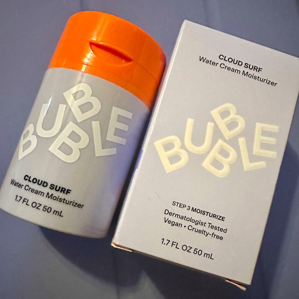 Full size Bubble Cloud Surf Moisturizer